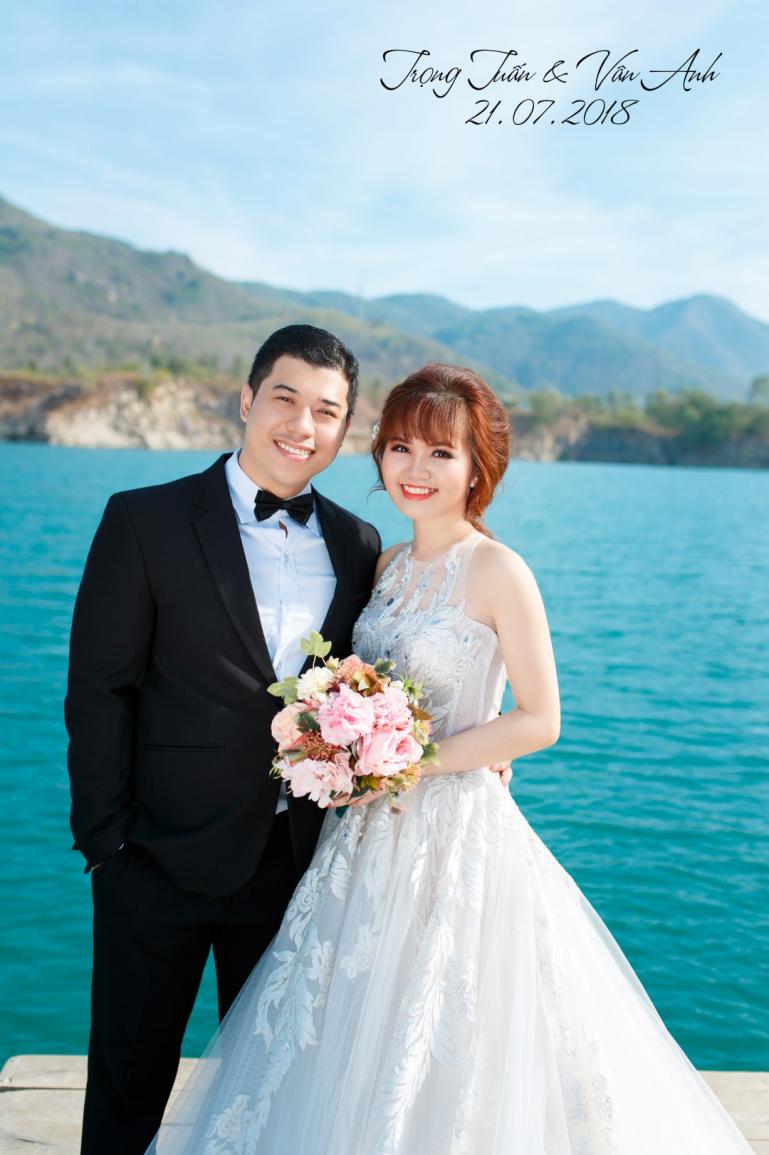 Trong Tuan and Van Anh: NSL Alumnus sweet marriage